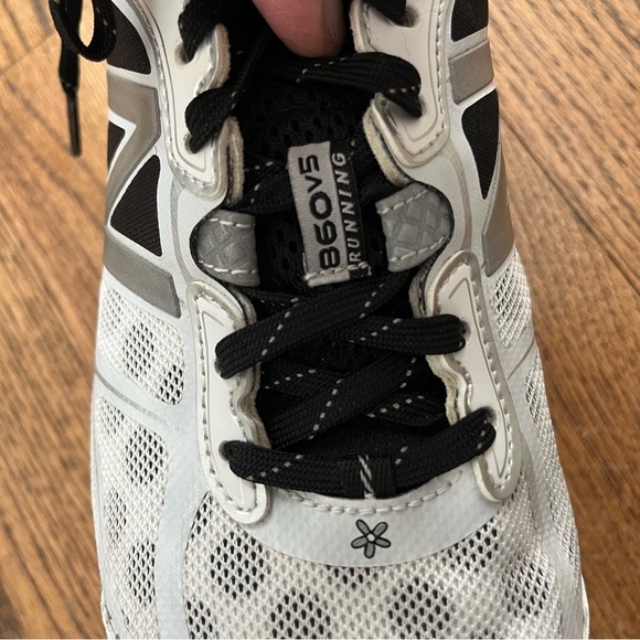 New Balance Run Disney 2015 Minnie Mouse Running Shoes Size 8 ❤️🖤 - Picture 5 of 15